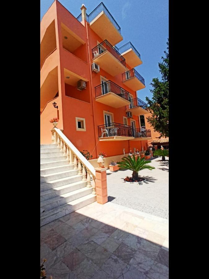 Corfu Sunflower Apartments Benitses  Exteriör bild